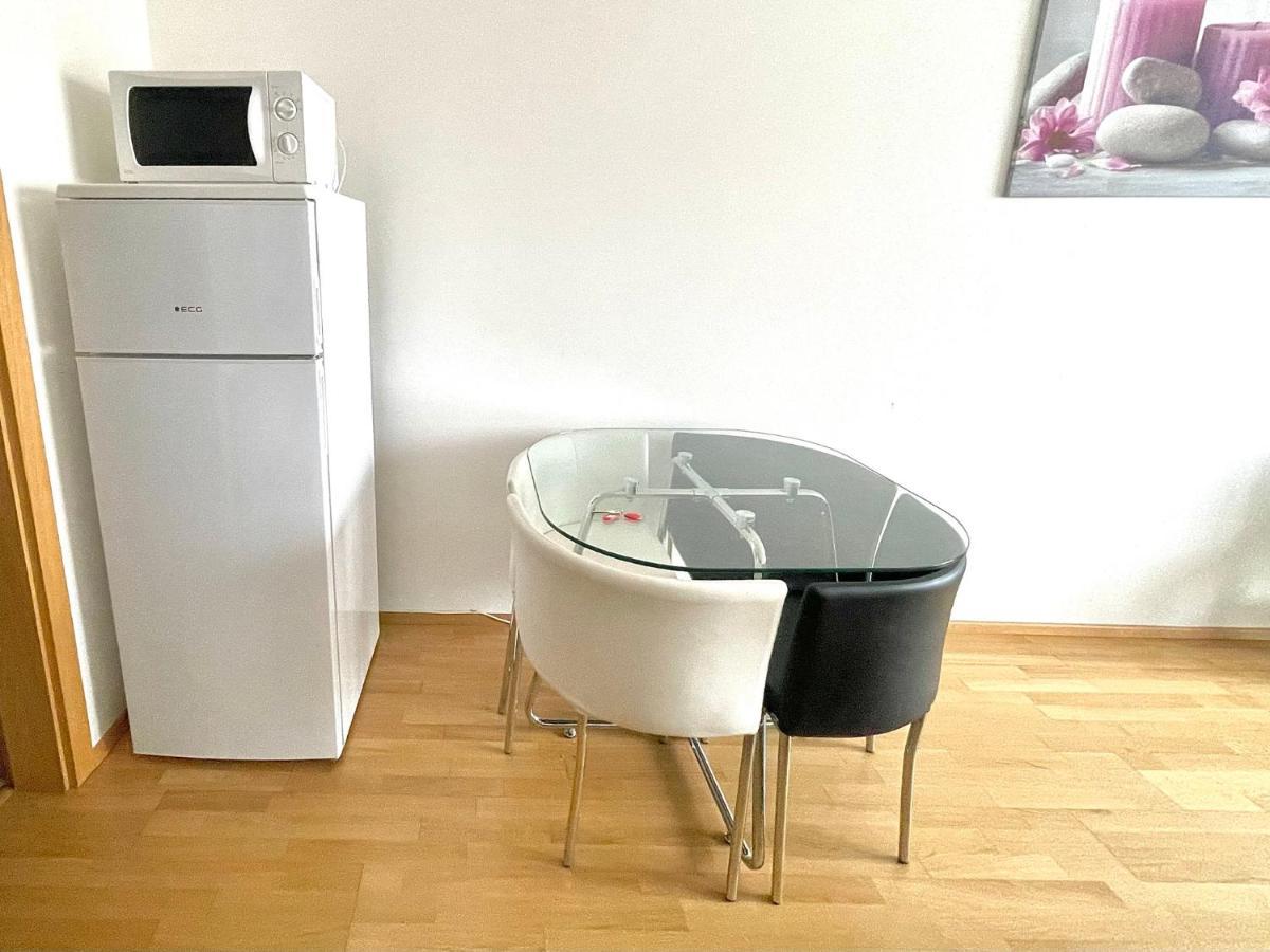 Centrum Park Apartment プラハ エクステリア 写真